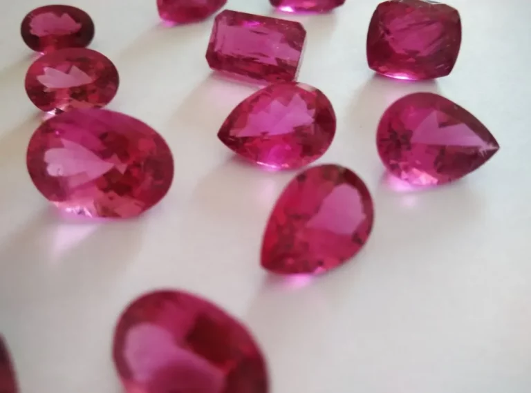 What are the top advantages of the tourmaline gemstone?￼